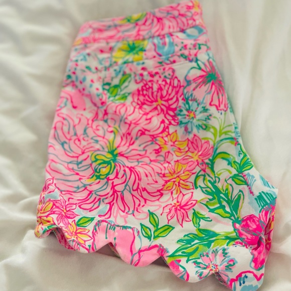 EUC Lily Pulitzer Shorts Size 00 - Picture 4 of 5
